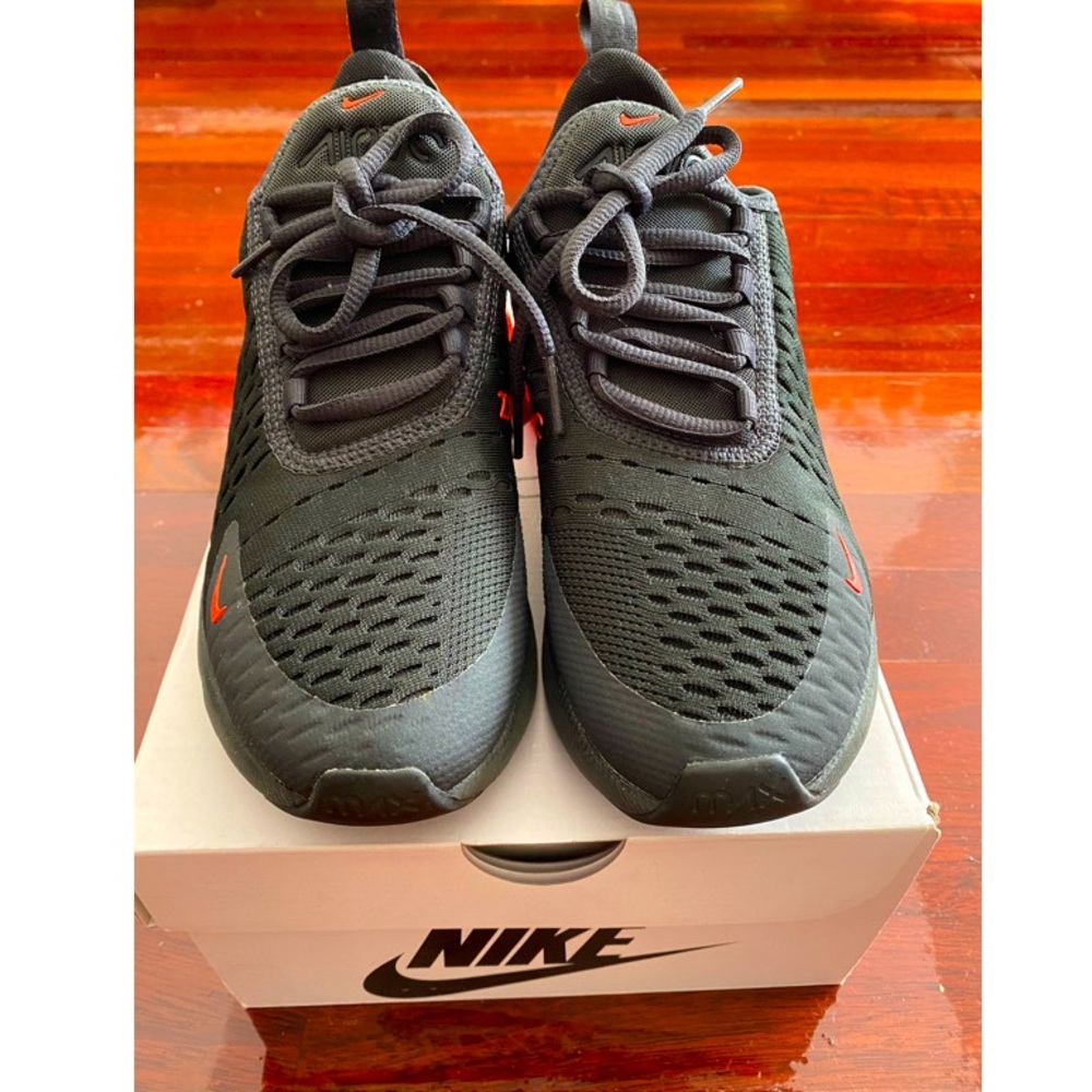 Nike Air Max 270